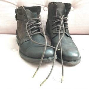 Levi’s Lace-Up Boots